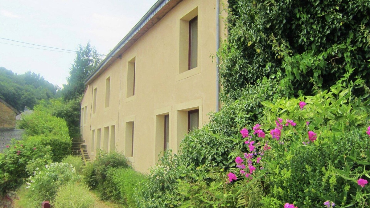 Chassepierre Other | Modern Farmhouse in Chassepierre with Terrace
