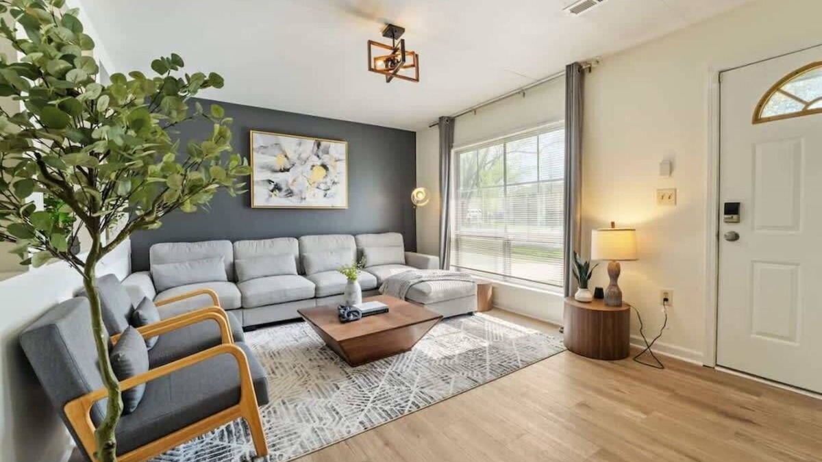 Streamwood House | Modern Farmhouse | Yard + Pets OK | LCP Collection