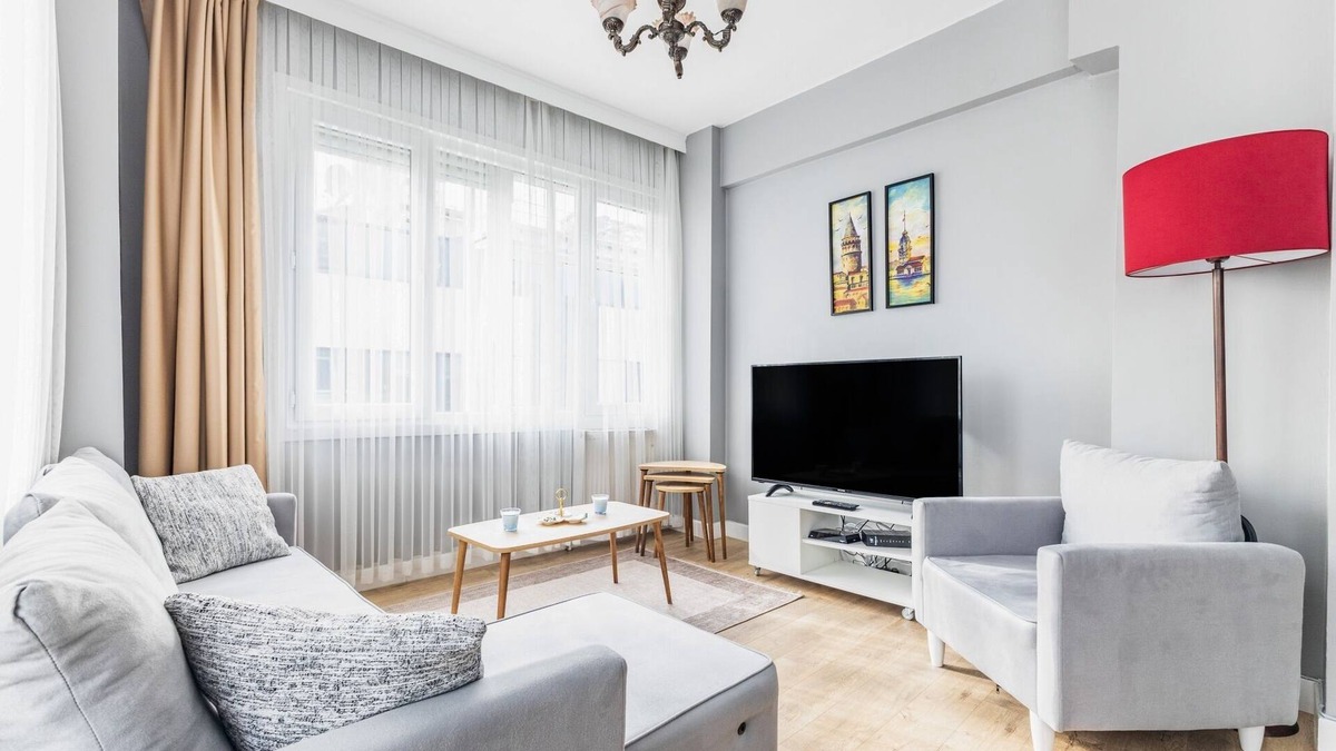 Moda Apartment | Modern Flat w Balcony in the Heart of Kadikoy