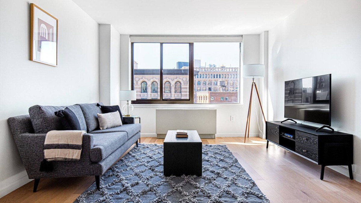 Union Square Apartment | Modern Flatiron 1BR w/Gym, Doorman, near USQ, train, by Blueground