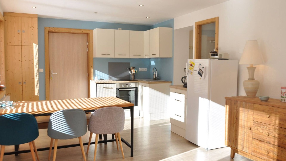 La Chapelle-d'Abondance Apartment | Modern Apartment with Terrace, Parking & Laundry in La Chapelle-d'Abondance