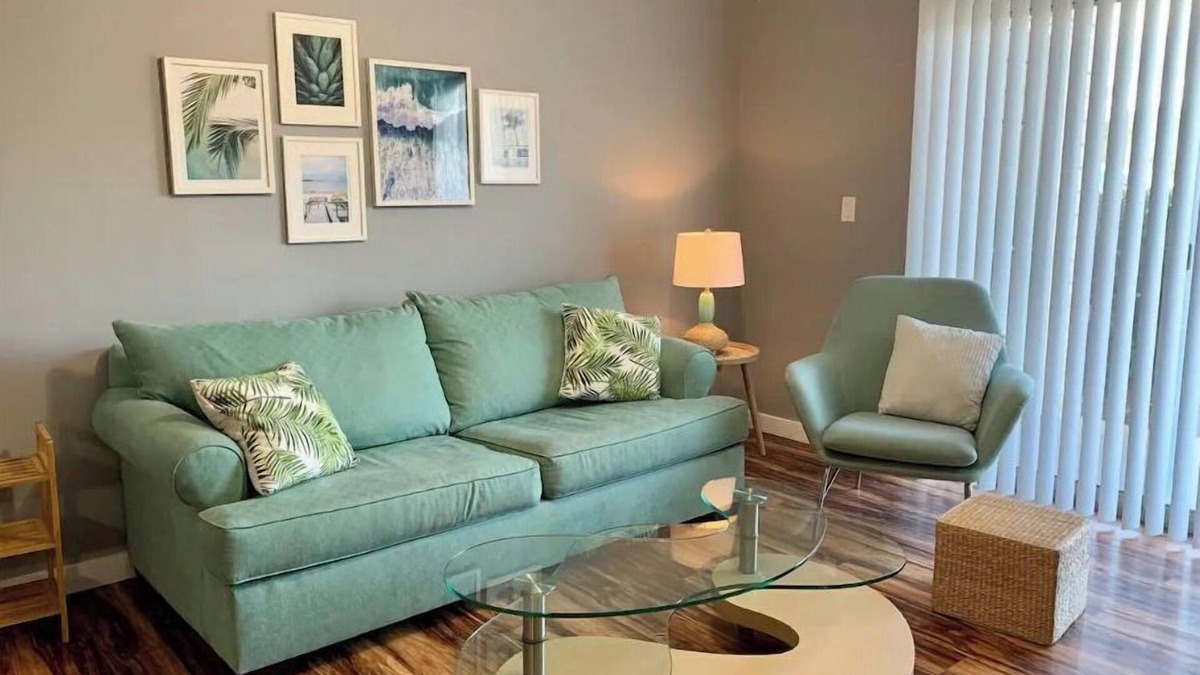 Indian Bayou Condo | Modern Fully Renovated Condo! Heart of Destin!