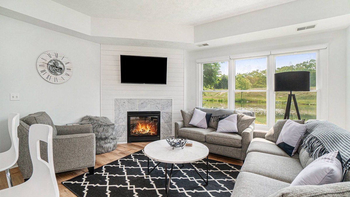 Manistee Condo | Modern Fully Renovated HV Condo
