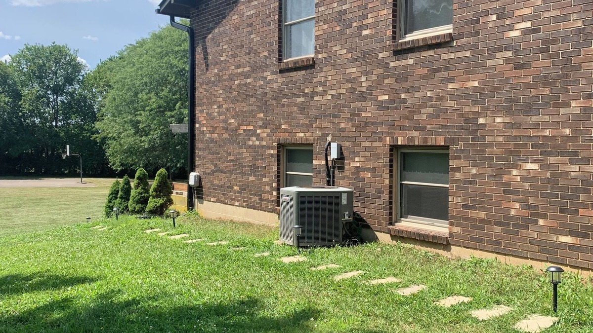Xenia Apartment | Modern getaway, near the bike path, and fair grounds! Pet friendly.