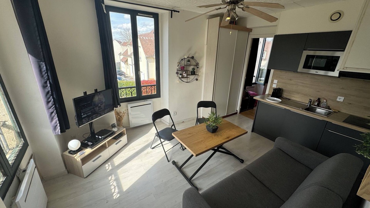 La Chapelle-en-Serval Apartment | Modern house CDG Asterix JO