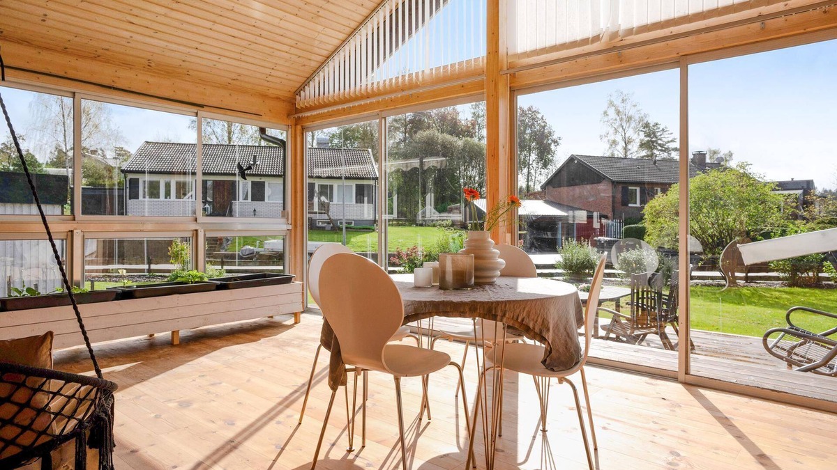 Viskafors House | Modern house close to nature and city center