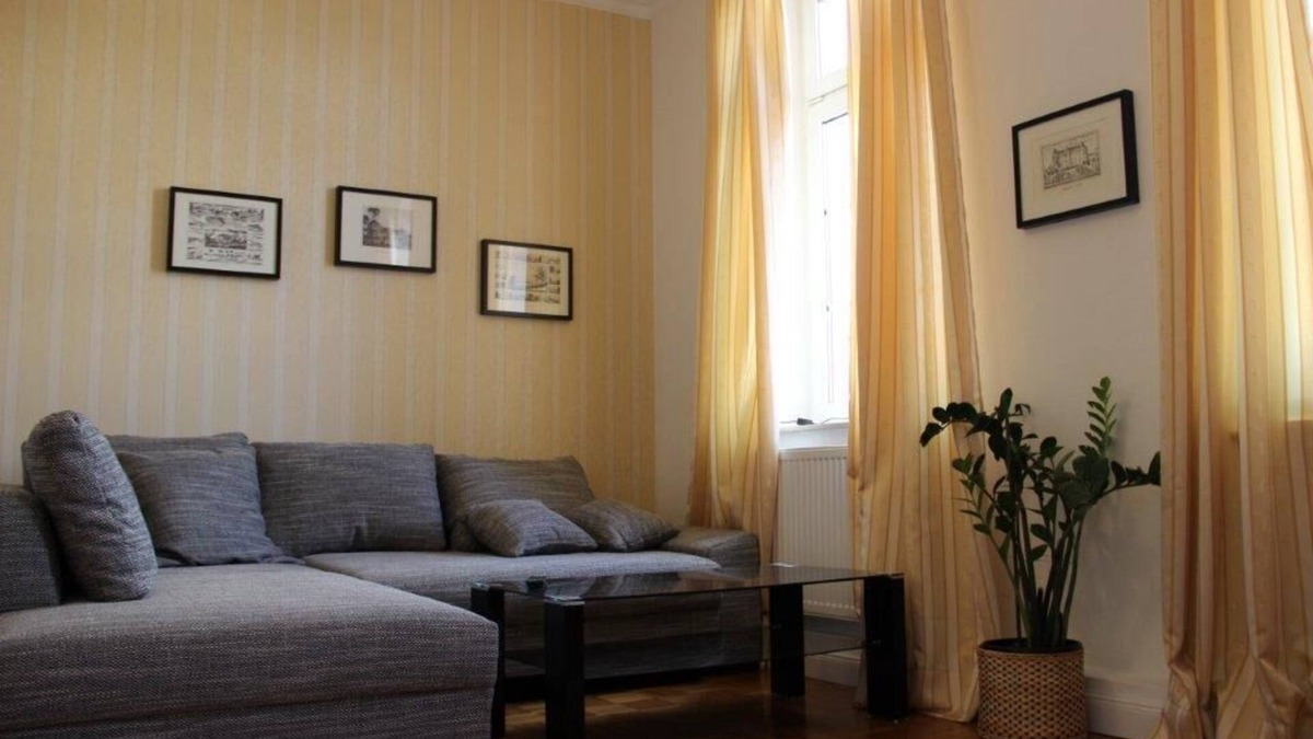 Celle Apartment | MODERN HOLIDAY APARTMENT NEAR THE TRAIN STATION AND CENTER