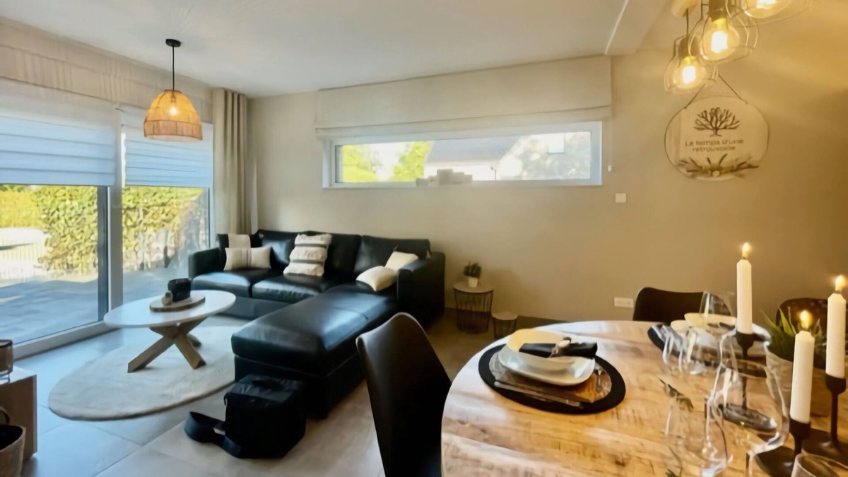 Jalhay House | Modern holiday home in Jalhay with terrace