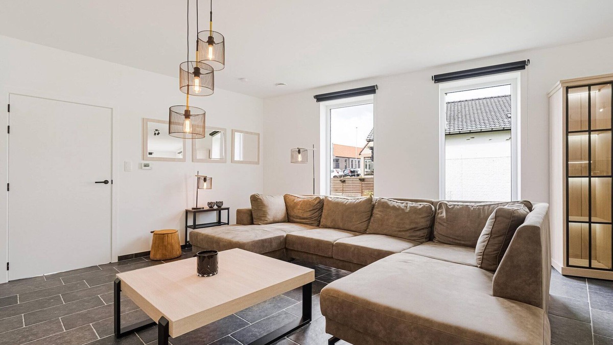 Ronse House | Modern holiday home in Ronse with garden