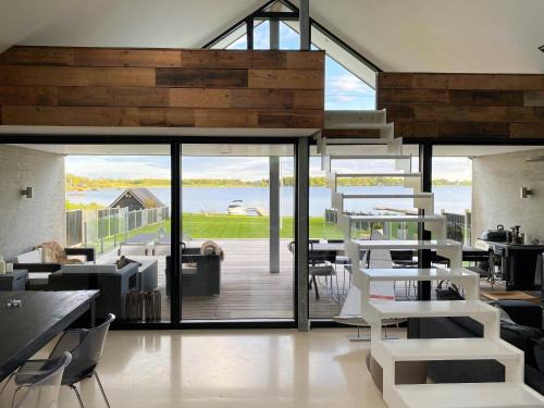 Sunds House | Modern Holiday Home Overlooking Sunds Sø