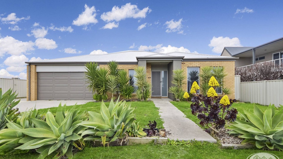 Portland House | Modern home close to CBD