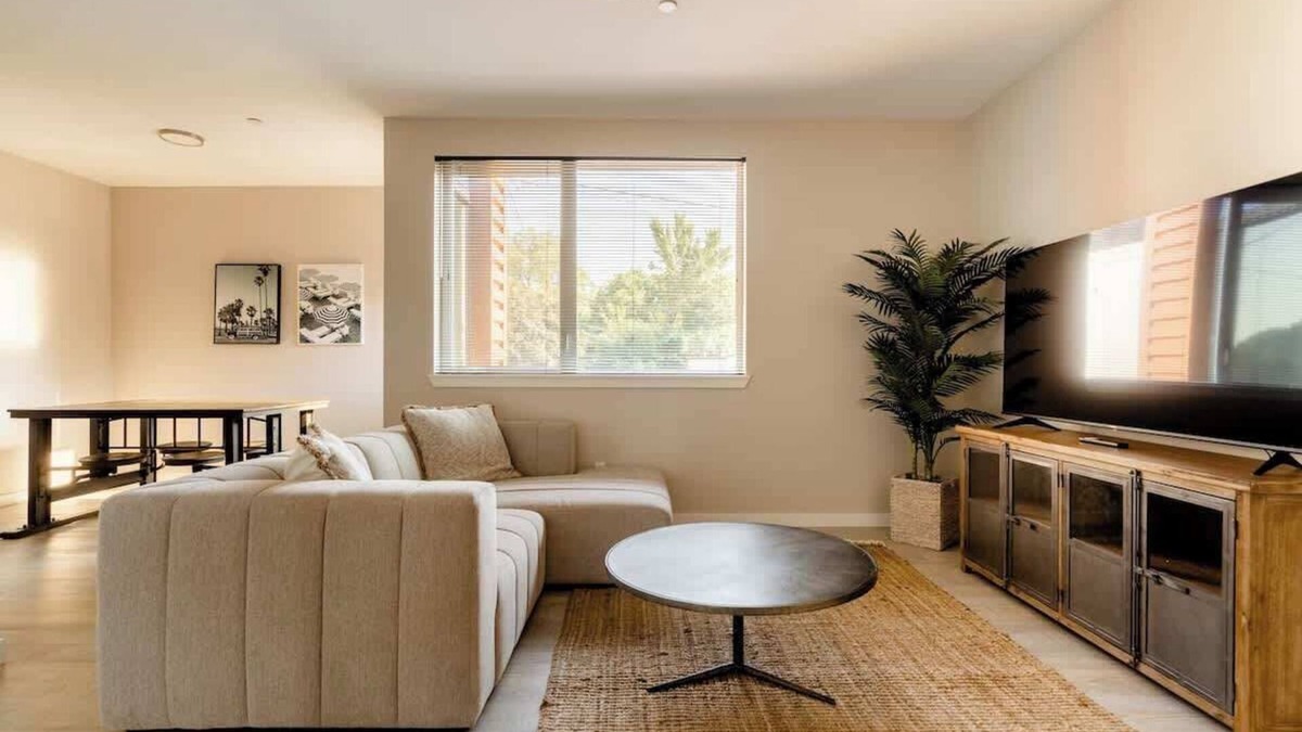 Hosford-Abernethy Apartment | Modern Home in Foodie District 2BR Sleeps 4