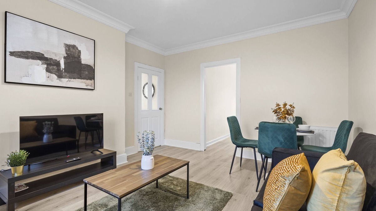 Johnstone House | Modern Home in Johnstone, Renfrewshire