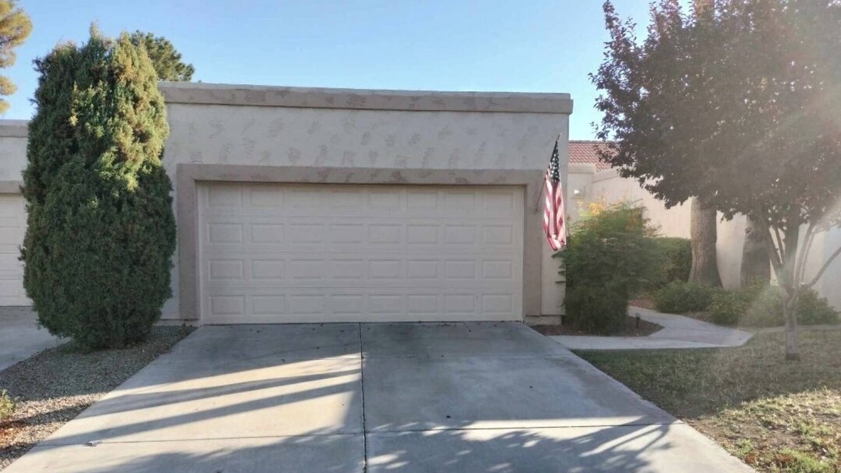 Fairway Ridge At Westbrook Village House | Modern home in quiet golf community!