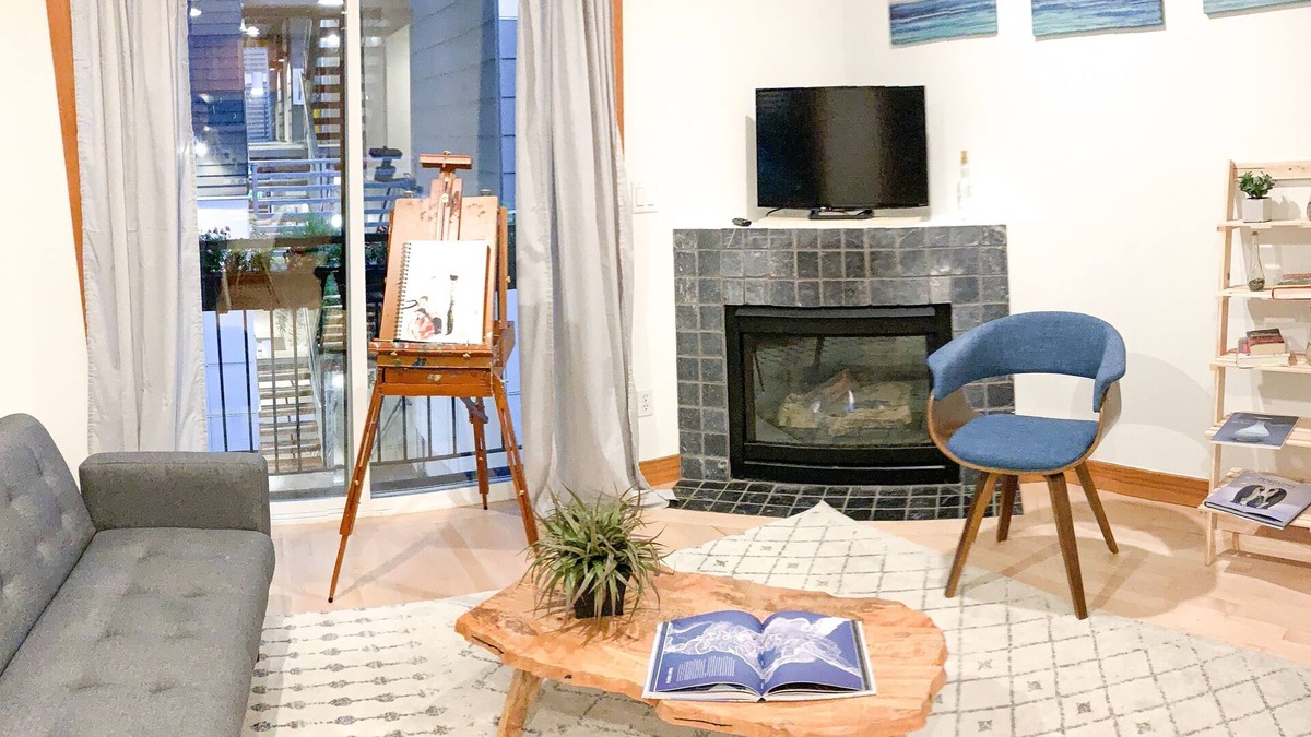 Miller Park House | Modern home in the heart of Capitol Hill with parking