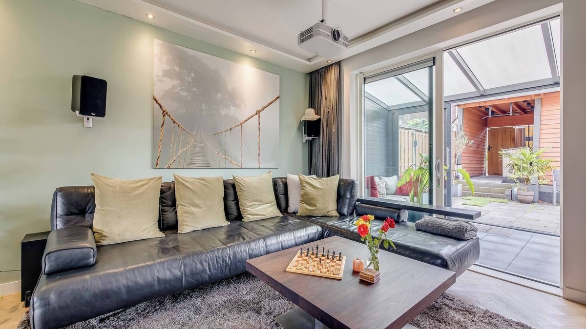 Municipality of Utrecht House | Modern Home with Private Garden