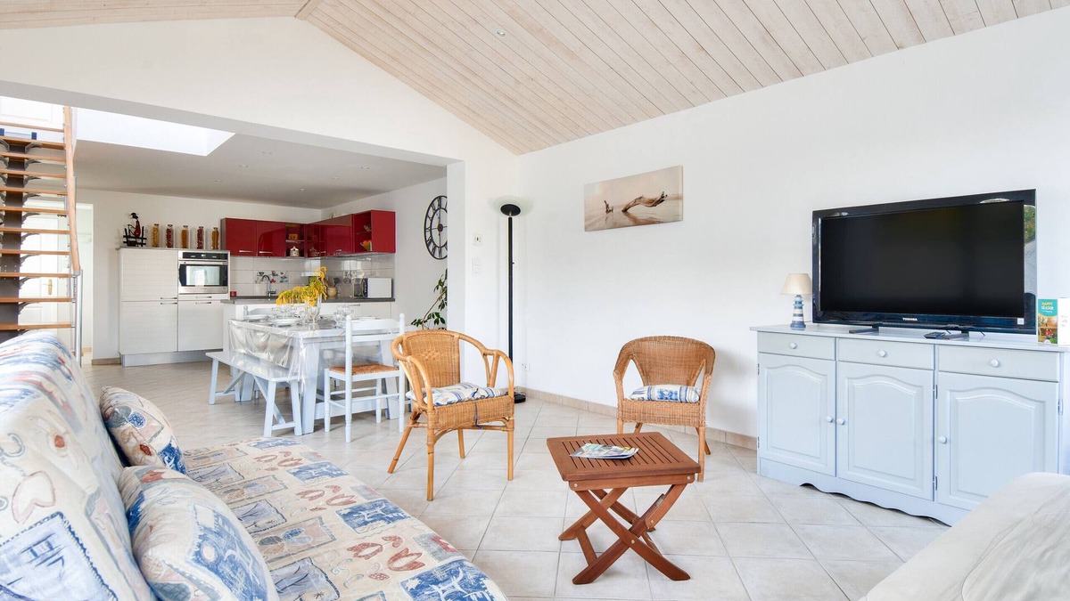 La Gueriniere Ski Chalet | Modern house 80m from the beach - for 6