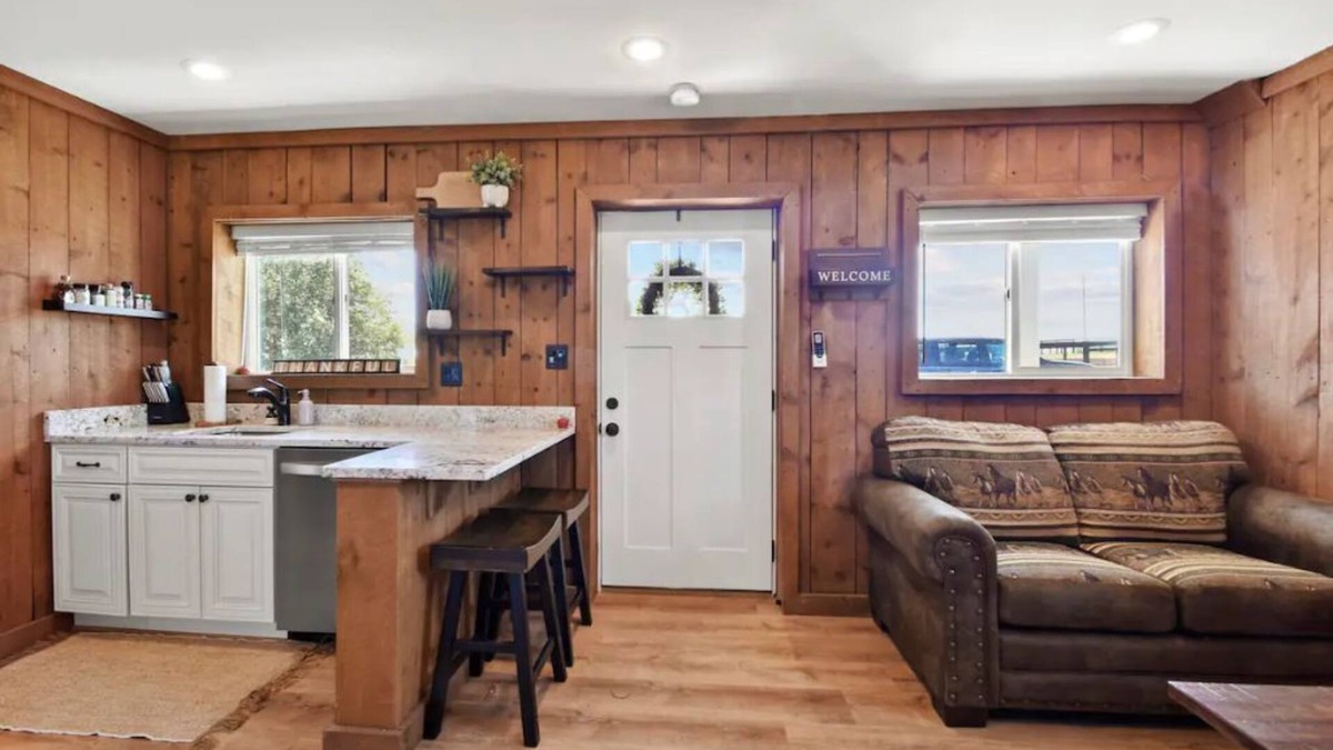 Berryville House | Modern House Barn @ 66 acre- Horse Farm