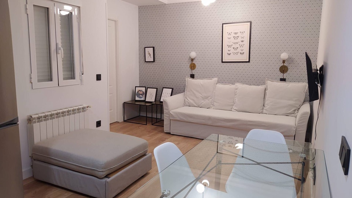 Puerta del Angel Apartment | ✨ Modern Interior Studio with Double Bed in Madrid Río: Comfort and Prime Location!