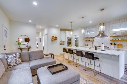 North Rose Hill House | Modern Kirkland Home with Private Yard and Fire Pit!