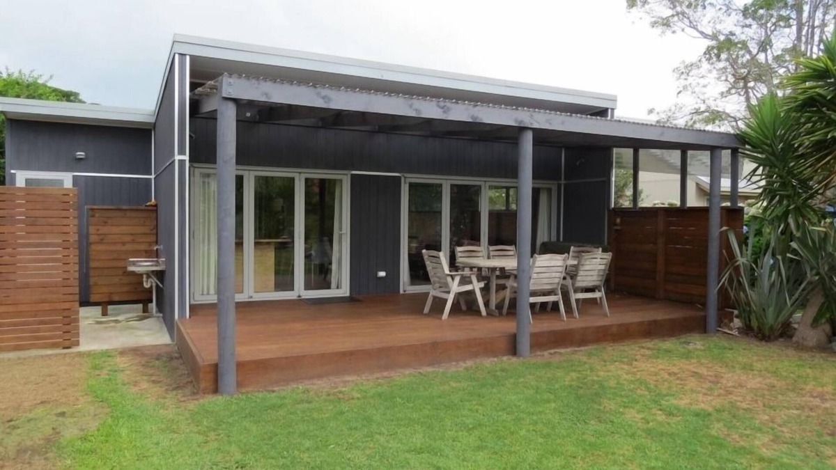 One Tree Point House | Modern Kiwi Bach, OTP Bach