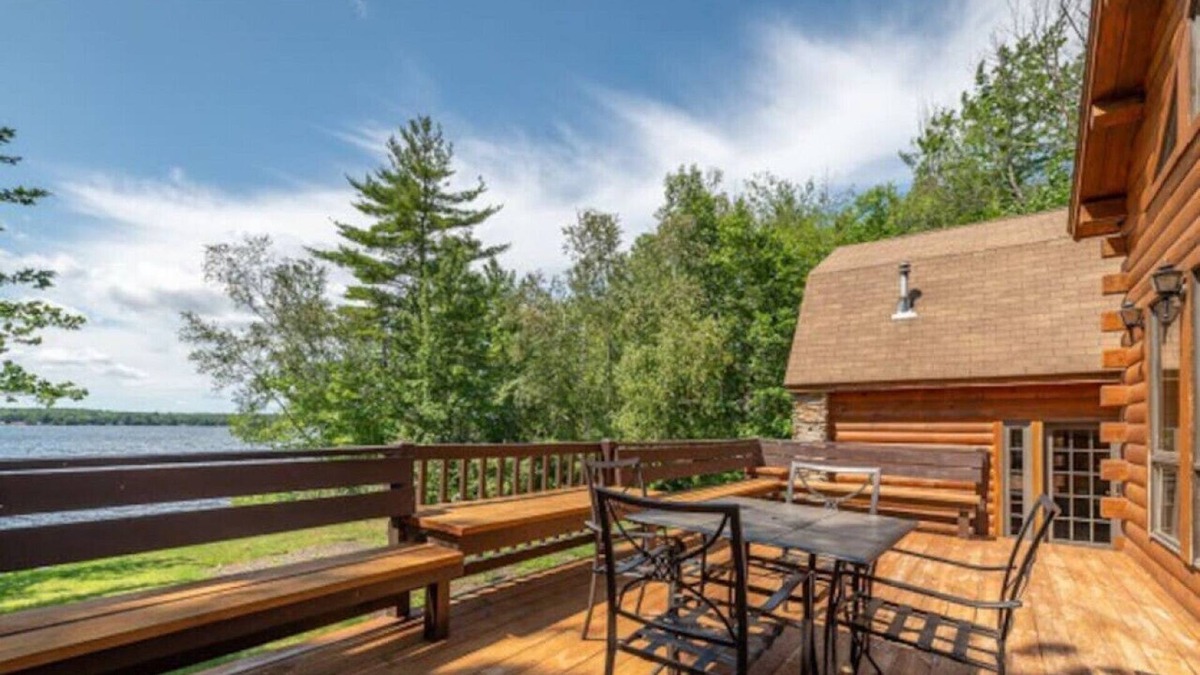 Old Town Cabin | Modern Lakefront Cabin with Hot Tub & Amazing View