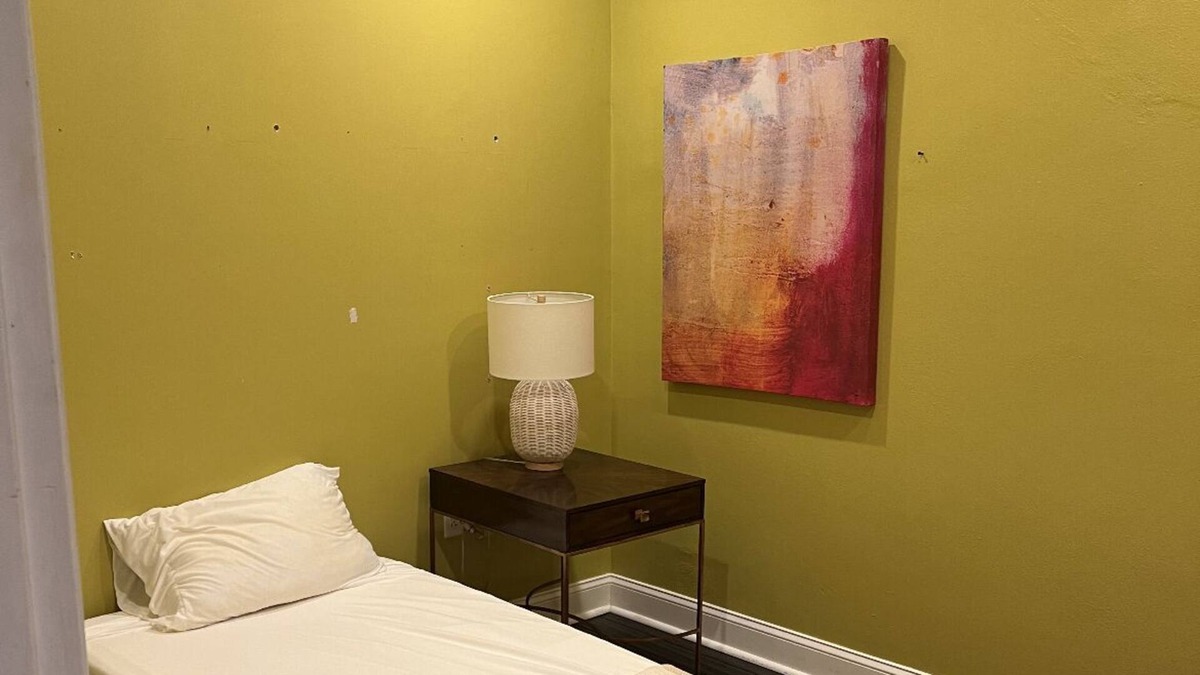Parkersburg Apartment | Modern living conveniently located on Market Street in downtown Parkersburg