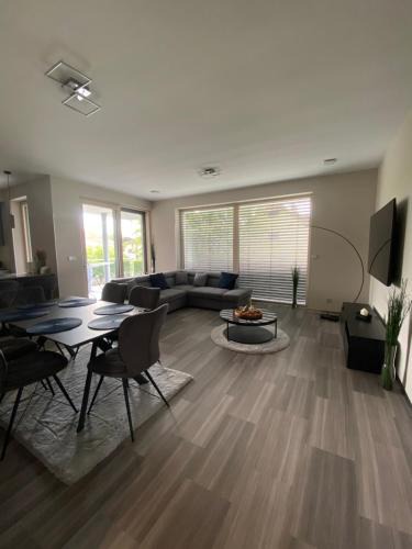 Matyasfoeld Apartment | Modern Living in Budapest 2