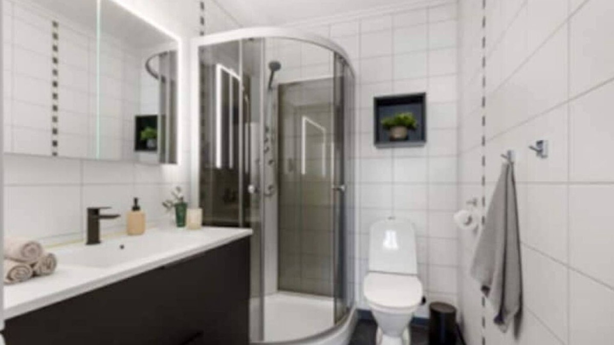 Alesund Apartment | Modern living | Free electric car charging | Private parking
