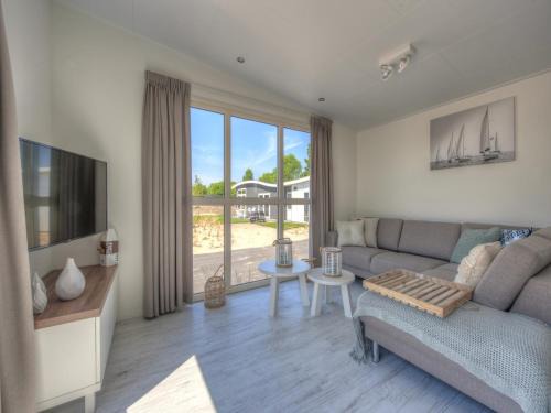 Municipality of Hellevoetsluis Ski Chalet | Modern lodge located 4 5 km from Rockanje