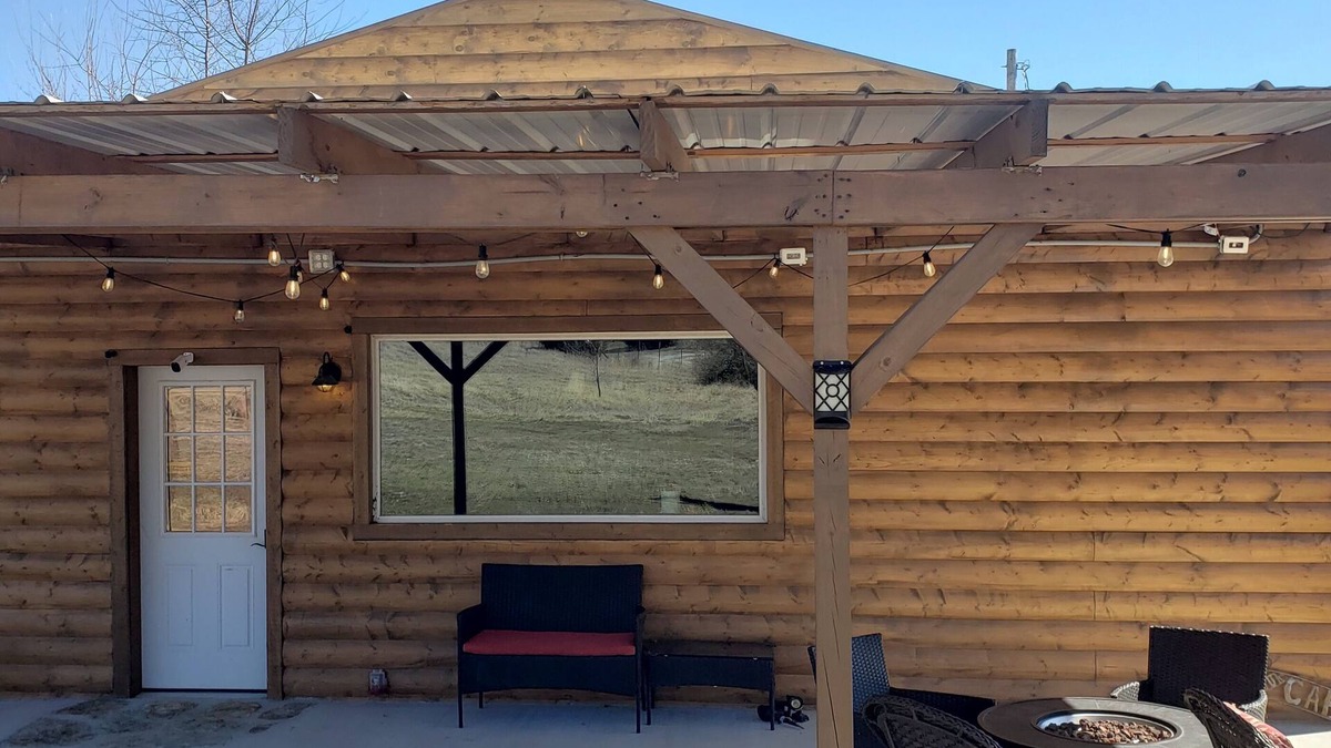 Tulsa Cabin | Modern Log Cabin with indoor and outdoor jacuzzi tubs