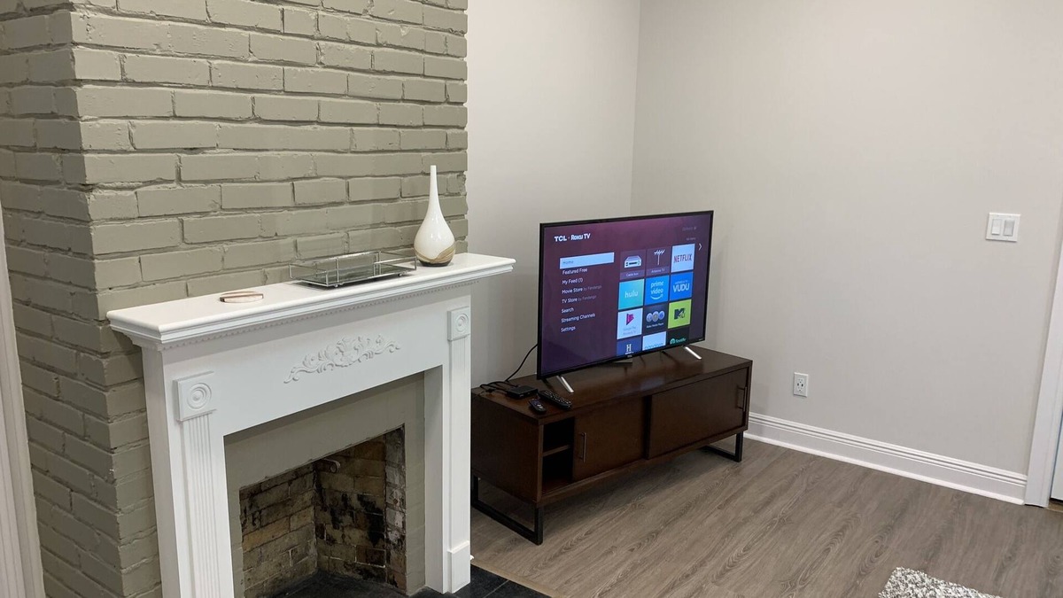 Mobile House | Modern lower level midtown apartment with cable and high speed internet!