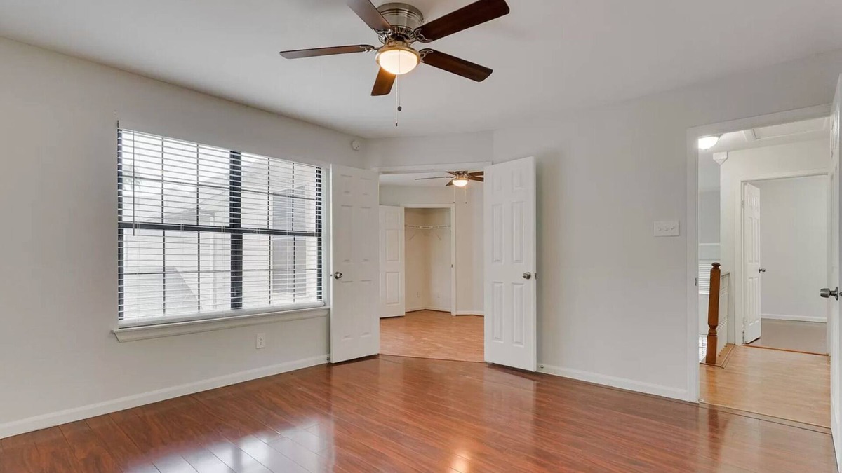 Northeast Carrollton House | Modern Luxury Home 3BR - new and spacious!
