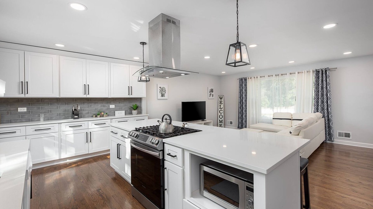 Downers Grove House | Modern Luxury in Downers Grove
