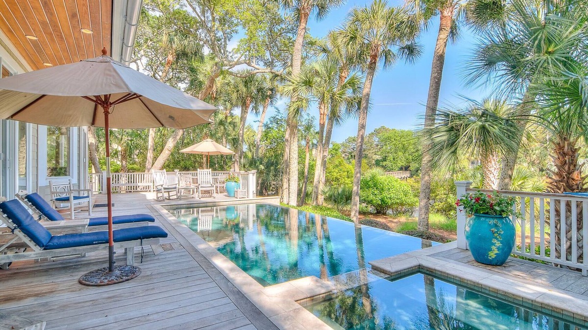 Vanderhorst Plantation House | Modern Luxury in Kiawah: Walk To Beach, Private Pool And Hot Tub!