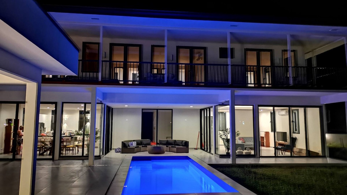 Noord Villa | Modern luxury mansion in colonial style