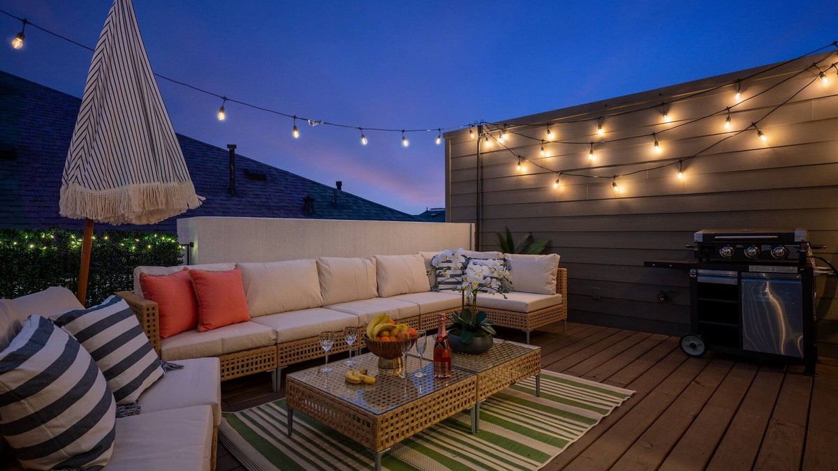 Washington Ave./ Memorial Park House | Modern Luxury Midterm & Long Stays 30+ Nights