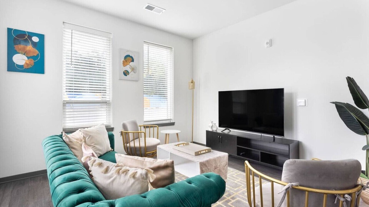 Indianapolis Apartment | Modern Luxury Near Broad Ripple