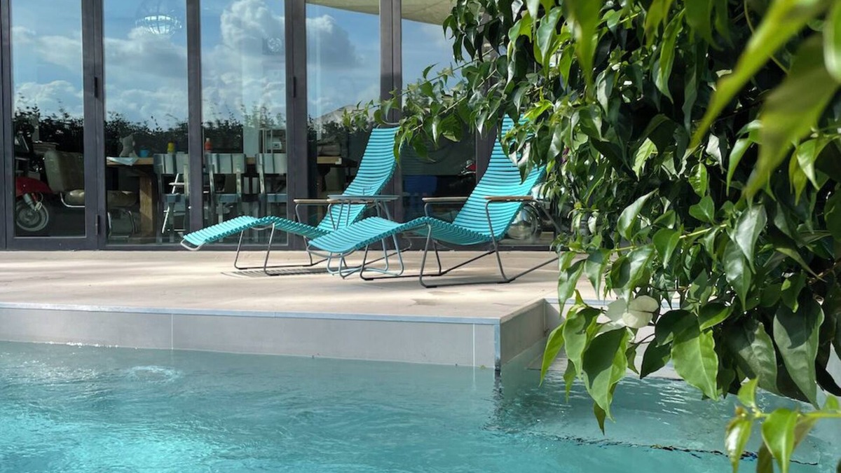 Camilluccia House | Modern Luxury Pool House