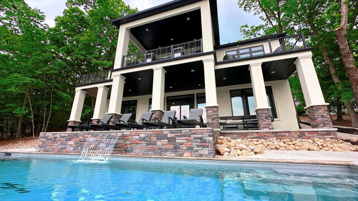 Osage Beach House | Modern Luxury! Sleeps 24! Pool, Spa, Golf, Arcade, Dock! Deep Cove, Calm Waters!