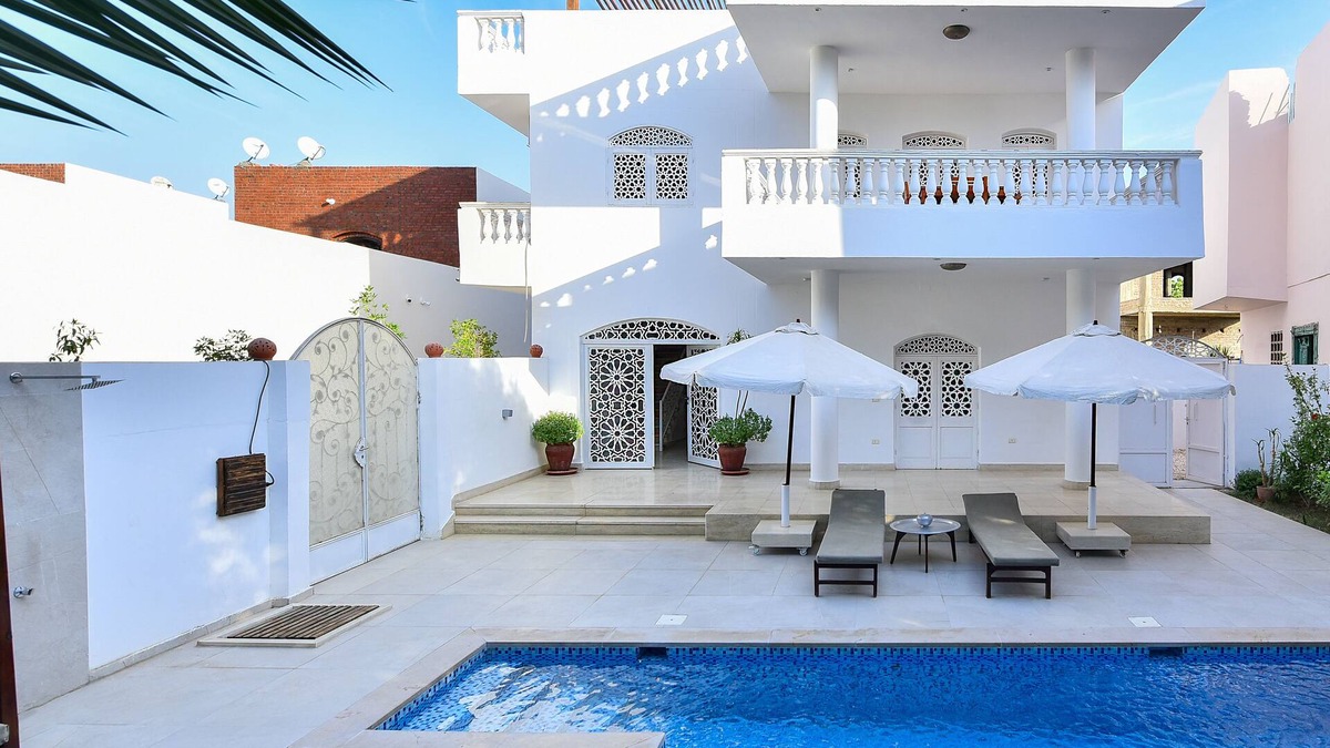 Luxor Villa | Modern luxury villa ✦ Near ancient sites ✦ Private