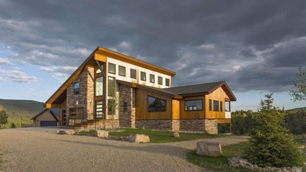 Angel Fire House | Modern Luxury | WiFi | Golf Course and Mountain Views | 7th Heaven