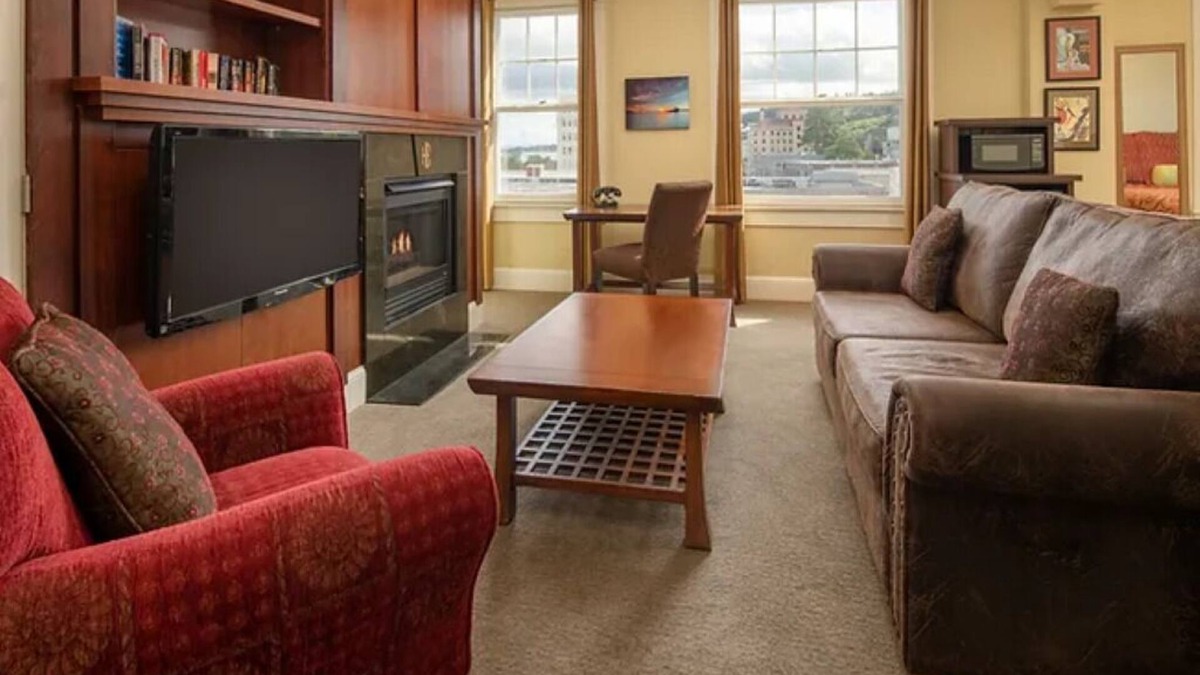Astoria Hotel | Modern Meets Victorian: Room w/Handcrafted Cabinetry & Heated Tile Floors