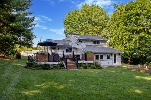 Exton House | Modern Mid-Century Retreat