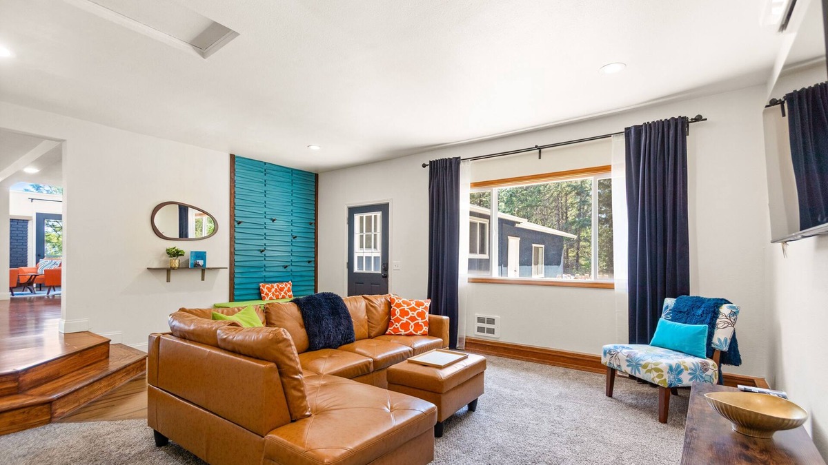 Post Falls House | Modern mountain home with deck, games, W/D, & AC - dogs ok