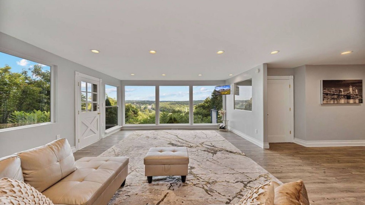 Suffern House | Modern Mountain-View Retreat | Fire Pit Smart TVs Private Deck Workstation