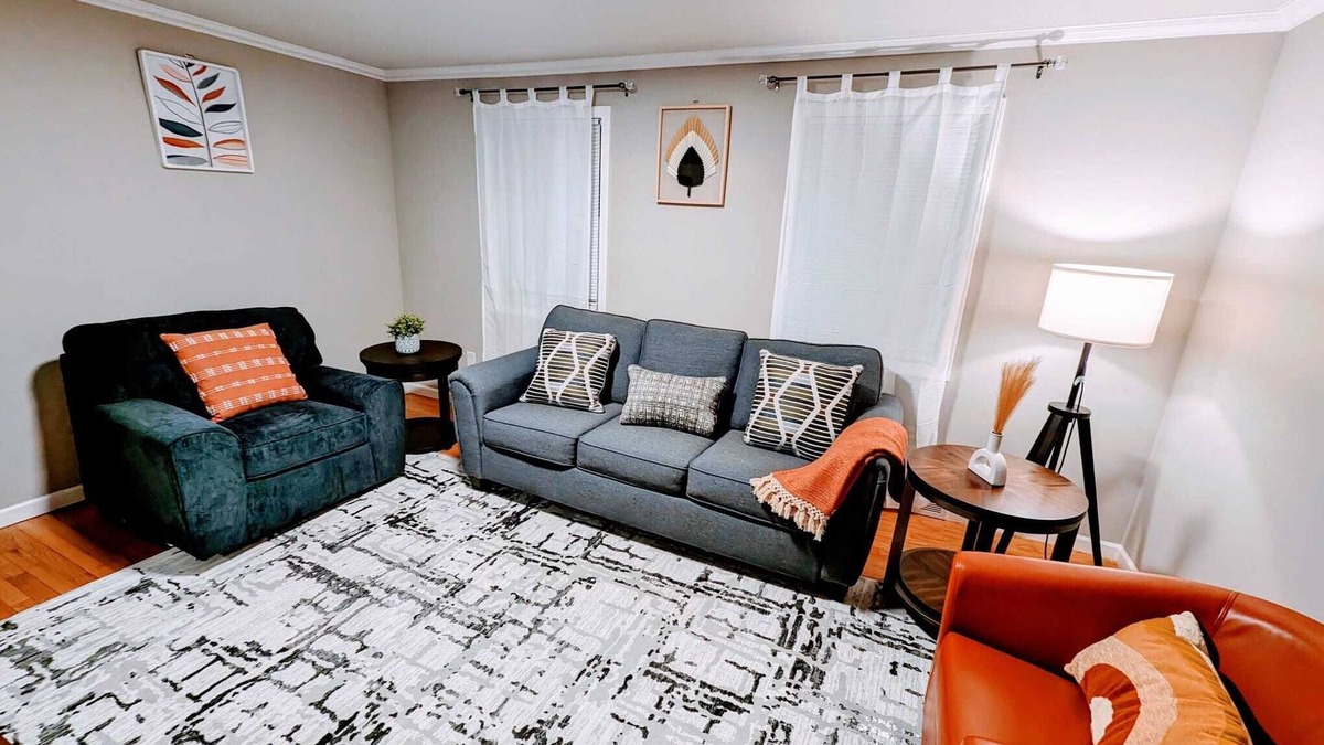Syracuse Apartment | Modern NEW Designer 2 BR Unit - Near University/Hospitalsn