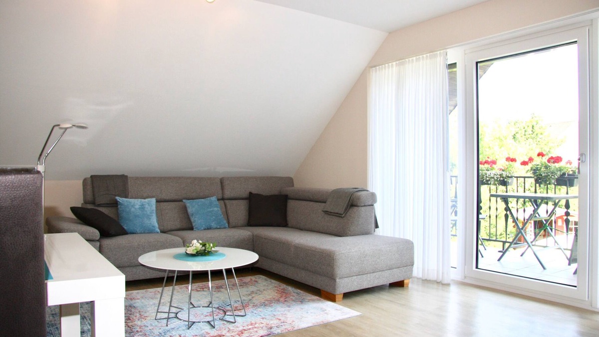 Walbeck Apartment | Modern non smoking apartment for 2 adults, ideal for cyclists