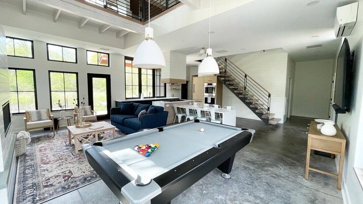 State College Villa | Modern Nordic Villa 3 miles from Beaver Stadium