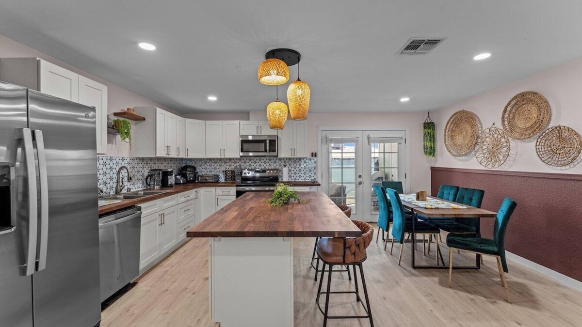 Paradise Valley Oasis House | Modern North Phoenix Retreat | Heated Pool & Luxe Comfort